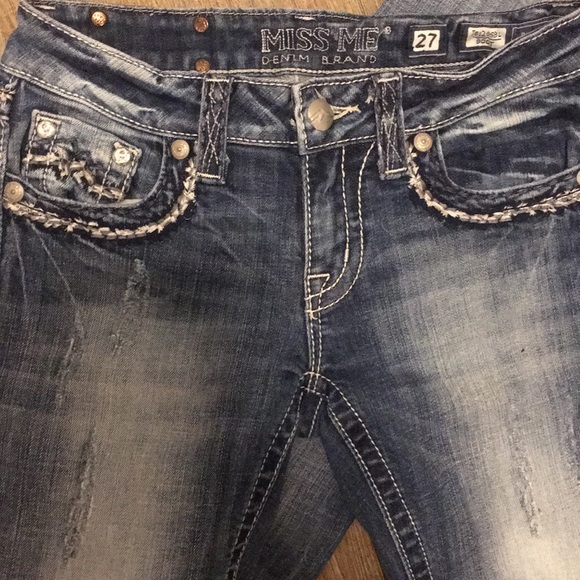 Vintage Wash Miss Me Jeans - Picture 3 of 8